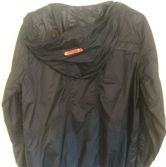 Fila Hooded Windbreaker - Picture 3 of 6
